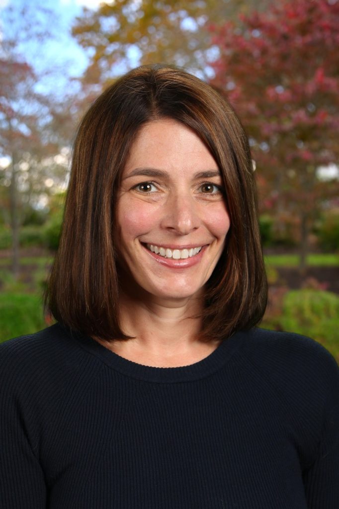 Kim Mount