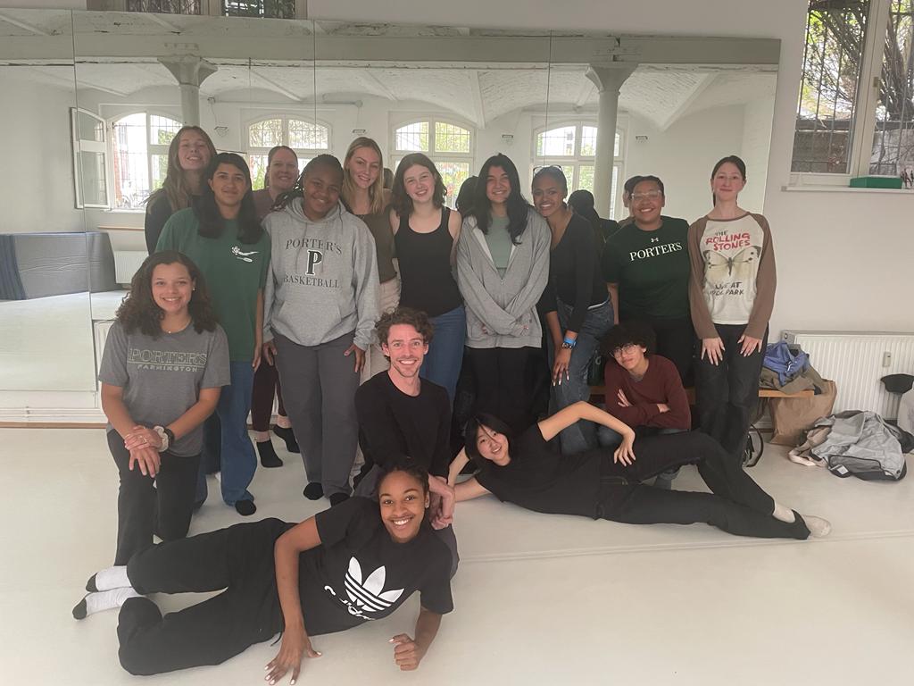 Miss Porter's Students at a movement workshop in Berlin