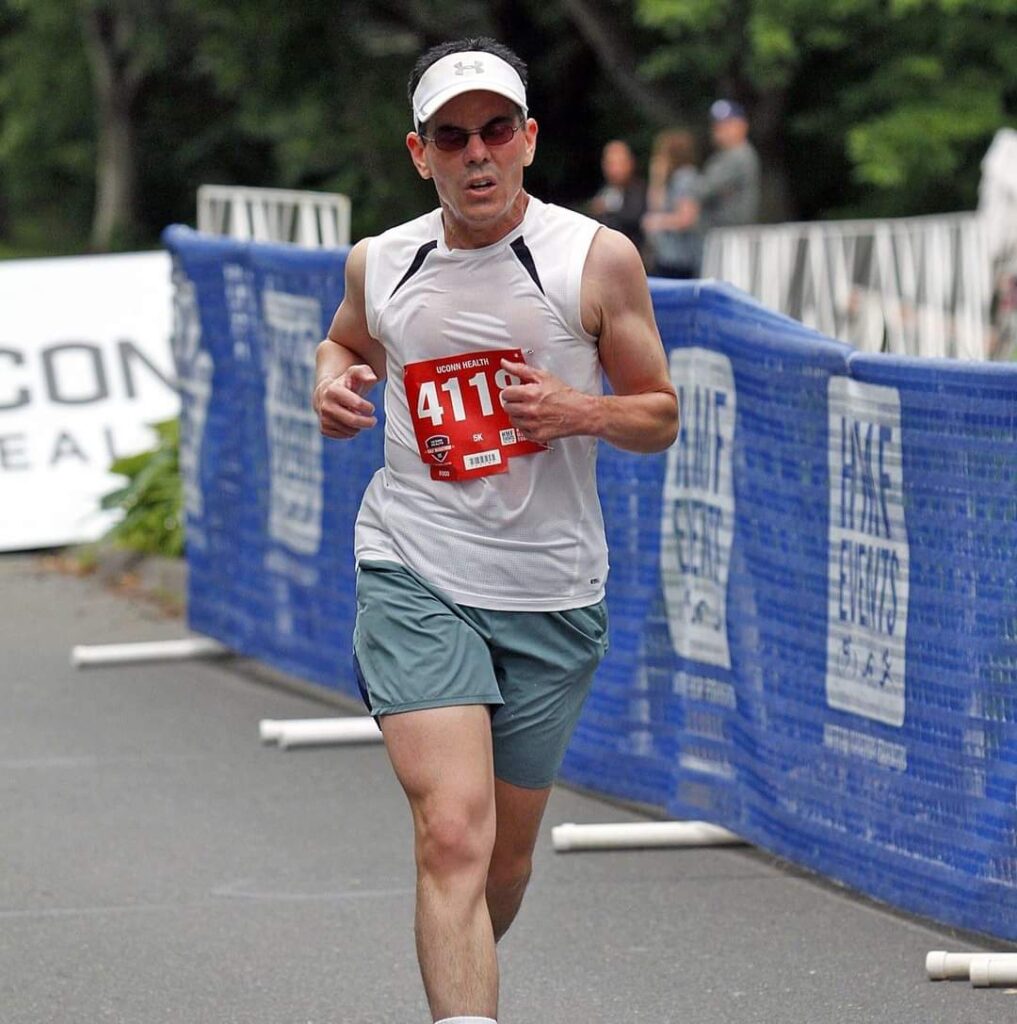 Jose Lugo running a marathon