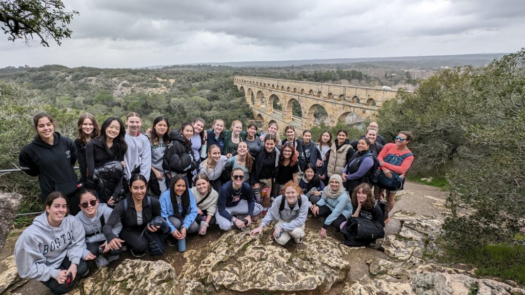 MPS students hiking Pont du Gard